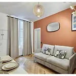 Apartment Montmartre By Studio Prestige