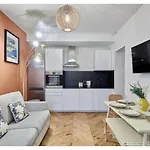 Apartment Montmartre By Studio Prestige